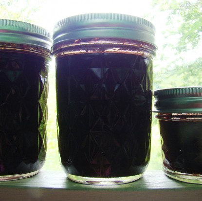 BBQ sauce in jars