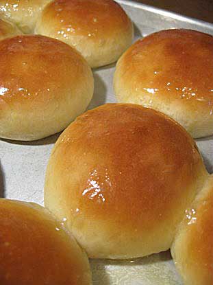 Hot Buttered Buns