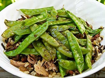 Snow Peas with Caramelized Onions
