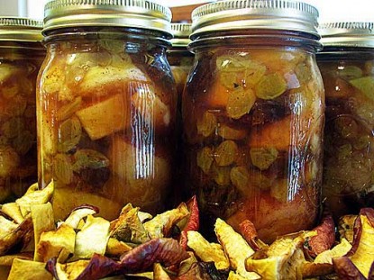 Rustic Apples with Dried Cherries and Raisins