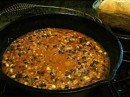 Spicy Black Bean, Chicken, and Corn Stew