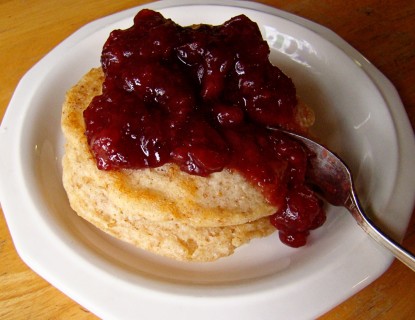 cranberry-banana-pancakes