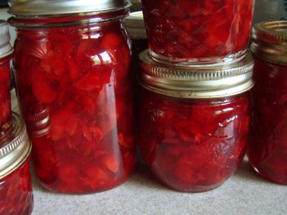 cherry-jam-in-jars