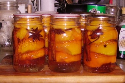 Spiced Pickled Peaches